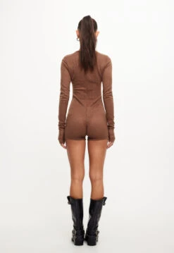 GHAURI KNIT ROMPER - CHESTNUT -Tops To Bottoms Sales 03 10 23 LIONESS eComm NOV RESHOOTS OCT 1518