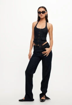 CRAWFORD JEANS - DARK DENIM -Tops To Bottoms Sales 04 10 23 LIONESS RESHOOTS STELLAVIDS RESHOOTS 0003 fa8d8b79 8a22 4877 b2f5 f64cd3150026