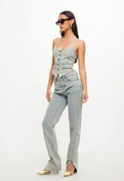 CRAWFORD JEANS - LIGHT DENIM -Tops To Bottoms Sales 04 10 23 LIONESS RESHOOTS STELLAVIDS RESHOOTS 035