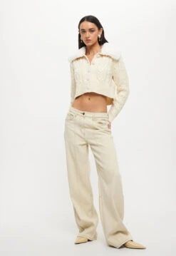 GIGI CROP CARDI - CREAM