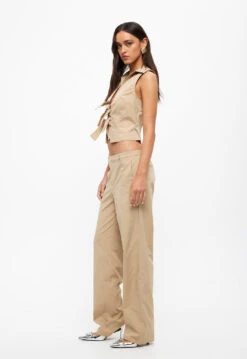 ALLURE TIE TOP - TAUPE -Tops To Bottoms Sales 15 05 23 LIONESS eCOMM JUNE JUNE 132 4c058774 a4d5 452b bbdd 8ca3f704714b