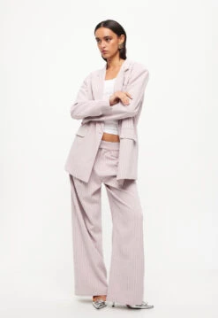 Tops To Bottoms Sales -Tops To Bottoms Sales 24 05 23 LIONESS ReShoots Roberta Reshoots 436