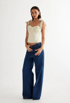 BALLERINA BUSTIER - BEIGE -Tops To Bottoms Sales 27 03 23 LIONESS ReShoots Roberta RESHOOTS 1029