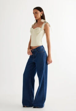 BALLERINA BUSTIER - BEIGE -Tops To Bottoms Sales 27 03 23 LIONESS ReShoots Roberta RESHOOTS 1045