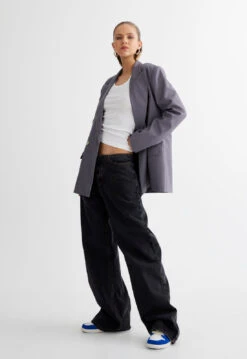 BRENTWOOD BLAZER - SLATE -Tops To Bottoms Sales 28 04 23 LIONESS eCOMM AllSTARS RENDEZVOUS ALLSTARS 444