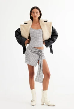 HILLS MINI - VINTAGE BLUE -Tops To Bottoms Sales LT852 2304 LB597 1 2304 BLUE DENIM LC571 2304 ONYX 7