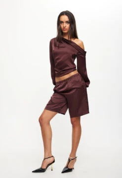 ISLAND CULOTTES - GARNET -Tops To Bottoms Sales LT917 2309 GARNET LB646 2309 GARNET 6jpg a4108be8 02e5 4e9b 89d7 5c21491c29ad