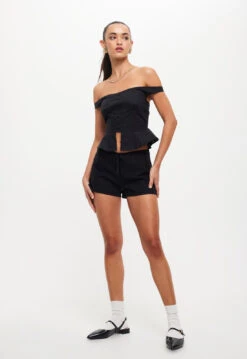 FEMME FATALE TOP - ONYX -Tops To Bottoms Sales LT927 2310 LB668 2310 ONYX 15jpg