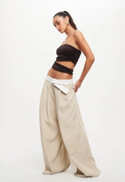 ESSENCE TOP - CHOCOLATE -Tops To Bottoms Sales LT931 2310 CHOCOLATE LB673 2310 OYSTER 19jpg