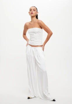 ALLURE STRAPLESS TOP - PORCELAIN -Tops To Bottoms Sales LT937 1 2310 LB671 2310 PORCELAIN 4jpg