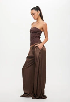 ALLURE STRAPLESS TOP - CHOCOLATE -Tops To Bottoms Sales LT937 2310 LB671 2310 CHOCOLATE 11jpg